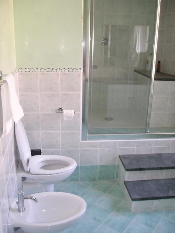 Cantina Molina Apartamento Mandello del Lario Exterior foto